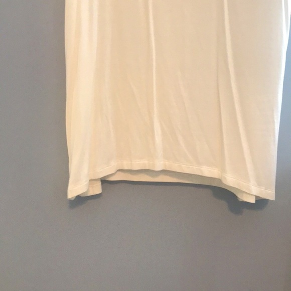 Ivory tank with low shine abstract design beading - Picture 6 of 6